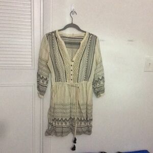 Floreat dress, white w/ black detail. Buttons on the top and a tie at the waist